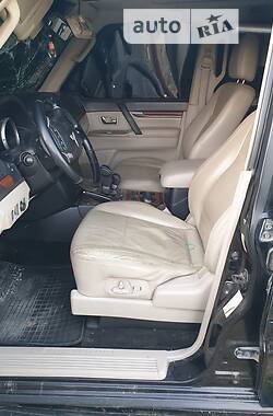 Внедорожник / Кроссовер Mitsubishi Pajero Wagon 2007 в 