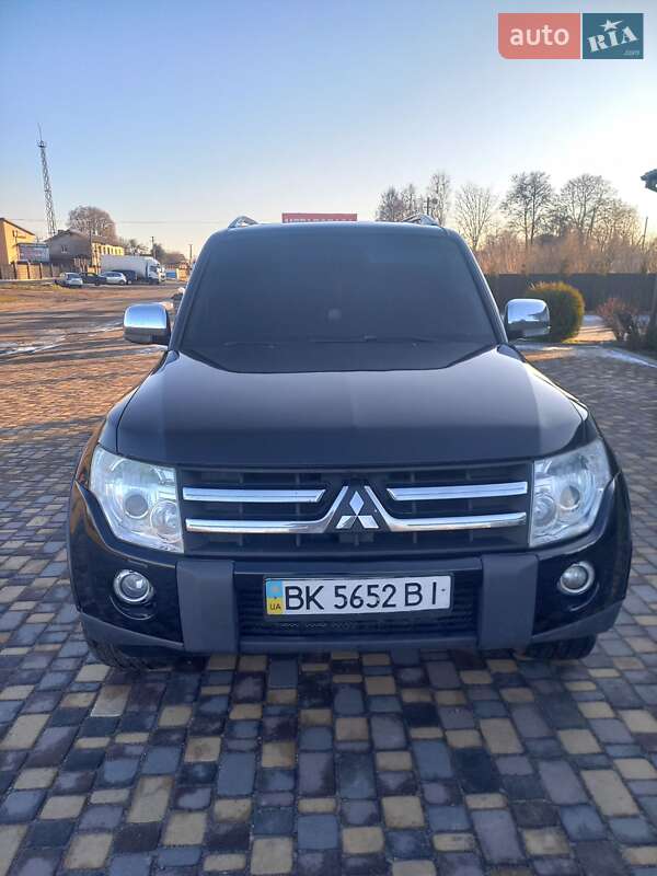 Mitsubishi Pajero Wagon 2008