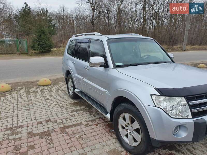 Позашляховик / Кросовер Mitsubishi Pajero Wagon 2008 в Коломиї