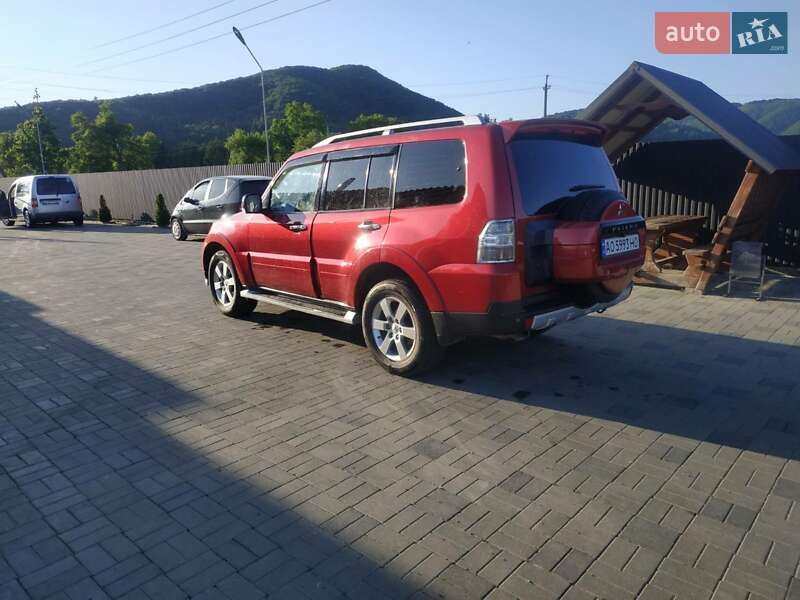 Внедорожник / Кроссовер Mitsubishi Pajero Wagon 2007 в Иршаве