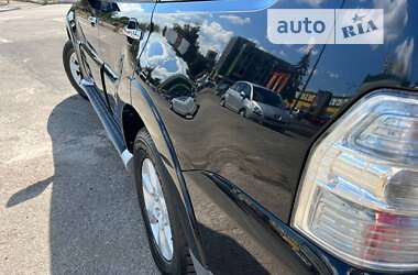 Внедорожник / Кроссовер Mitsubishi Pajero Wagon 2007 в 