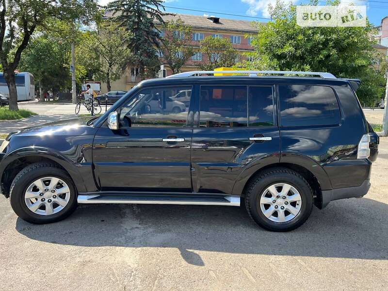 Внедорожник / Кроссовер Mitsubishi Pajero Wagon 2007 в Ивано-Франковске