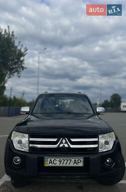 Внедорожник / Кроссовер Mitsubishi Pajero Wagon 2008 в 