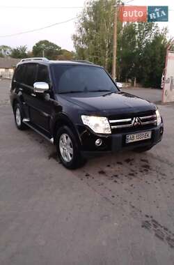 Внедорожник / Кроссовер Mitsubishi Pajero Wagon 2008 в 