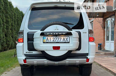 Внедорожник / Кроссовер Mitsubishi Pajero Wagon 2013 в 