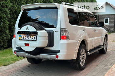 Внедорожник / Кроссовер Mitsubishi Pajero Wagon 2013 в 