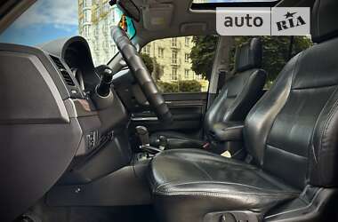 Внедорожник / Кроссовер Mitsubishi Pajero Wagon 2008 в 