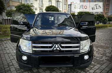 Внедорожник / Кроссовер Mitsubishi Pajero Wagon 2008 в 