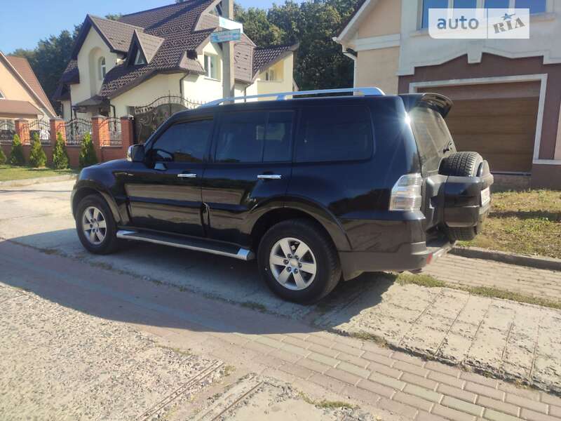 Mitsubishi Pajero Wagon 2008