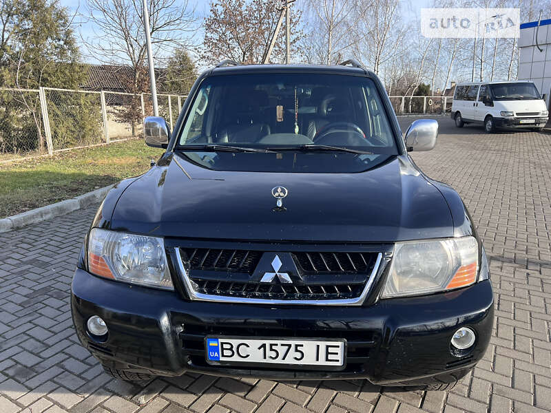 Внедорожник / Кроссовер Mitsubishi Pajero Wagon 2006 в Самборе