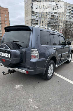 Внедорожник / Кроссовер Mitsubishi Pajero Wagon 2008 в Харькове