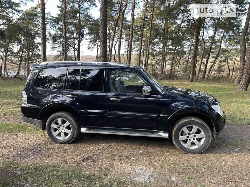 Внедорожник / Кроссовер Mitsubishi Pajero Wagon 2008 в Тернополе