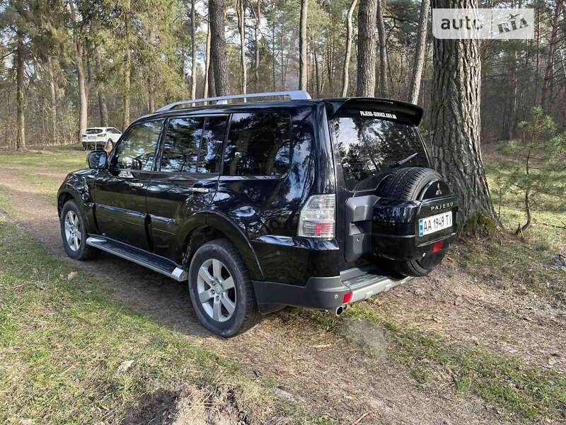 Внедорожник / Кроссовер Mitsubishi Pajero Wagon 2008 в Тернополе