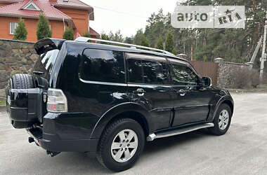 Внедорожник / Кроссовер Mitsubishi Pajero Wagon 2006 в Броварах