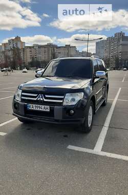 Внедорожник / Кроссовер Mitsubishi Pajero Wagon 2008 в Киеве