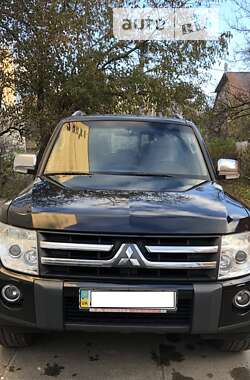 Внедорожник / Кроссовер Mitsubishi Pajero Wagon 2008 в Киеве