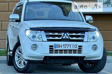 Внедорожник / Кроссовер Mitsubishi Pajero Wagon 2013 в Одессе