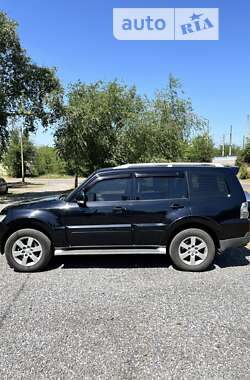 Позашляховик / Кросовер Mitsubishi Pajero Wagon 2008 в Кривому Розі