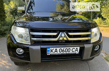 Позашляховик / Кросовер Mitsubishi Pajero Wagon 2007 в Києві