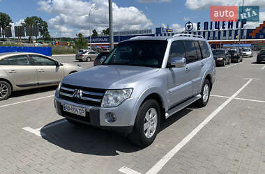 Позашляховик / Кросовер Mitsubishi Pajero Wagon 2008 в 