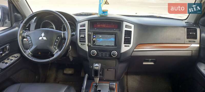 Внедорожник / Кроссовер Mitsubishi Pajero Wagon 2008 в Киеве