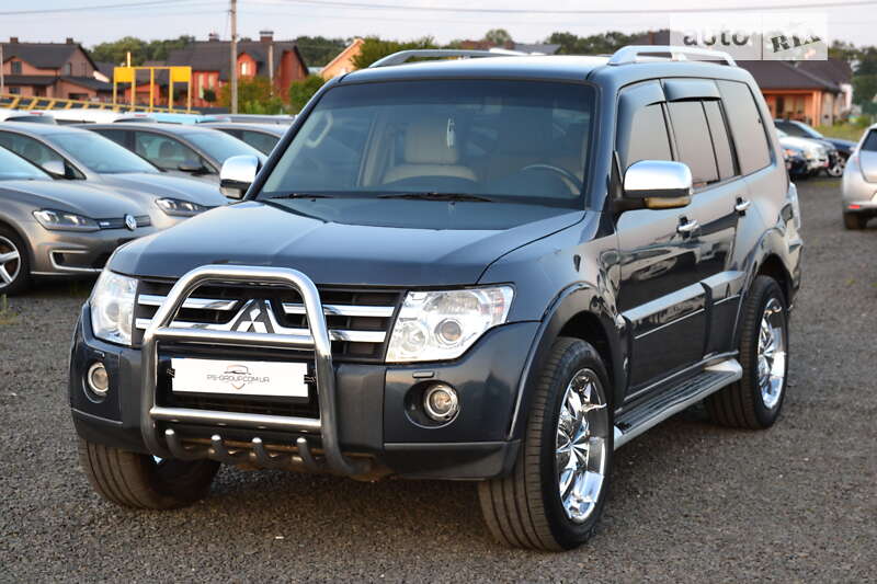 Внедорожник / Кроссовер Mitsubishi Pajero Wagon 2008 в Луцке