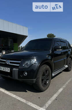 Позашляховик / Кросовер Mitsubishi Pajero Wagon 2007 в Києві