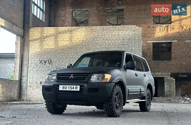 Внедорожник / Кроссовер Mitsubishi Pajero Wagon 2004 в 