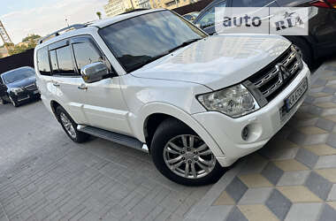 Позашляховик / Кросовер Mitsubishi Pajero Wagon 2012 в Черкасах