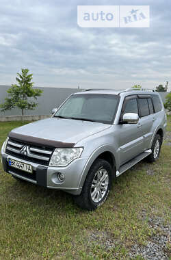 Внедорожник / Кроссовер Mitsubishi Pajero Wagon 2011 в Сарнах