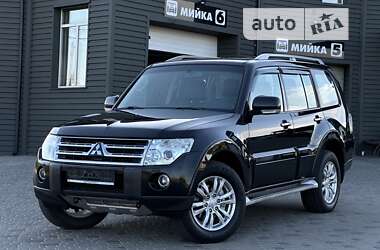 Позашляховик / Кросовер Mitsubishi Pajero Wagon 2010 в Києві