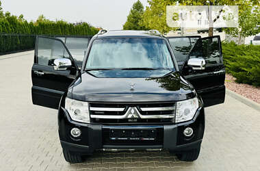 Внедорожник / Кроссовер Mitsubishi Pajero Wagon 2009 в Одессе