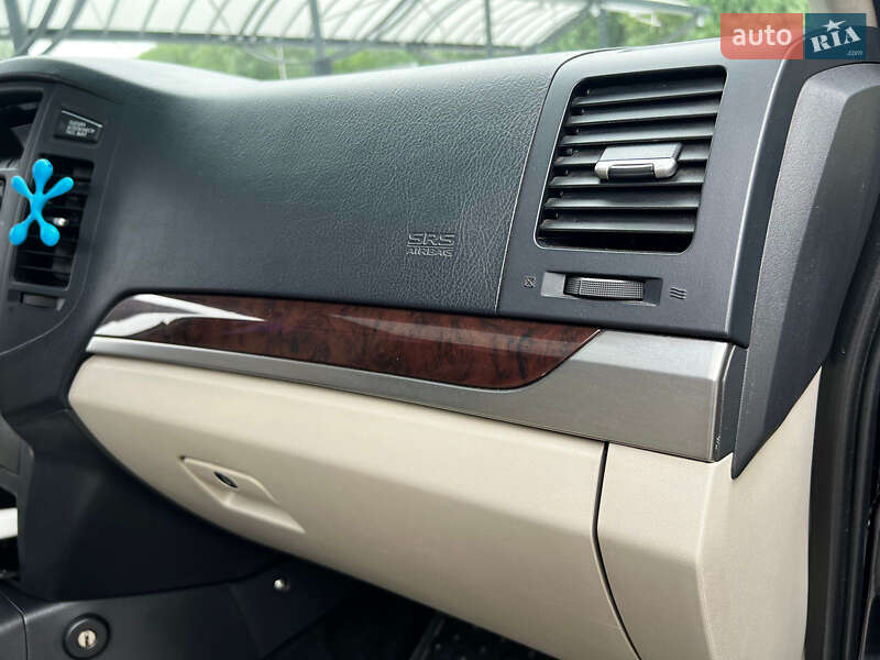 Внедорожник / Кроссовер Mitsubishi Pajero Wagon 2015 в Хмельницком