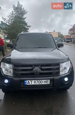 Внедорожник / Кроссовер Mitsubishi Pajero Wagon 2007 в 