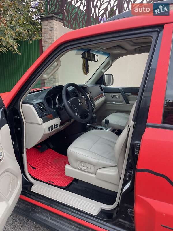 Внедорожник / Кроссовер Mitsubishi Pajero Wagon 2008 в Киеве