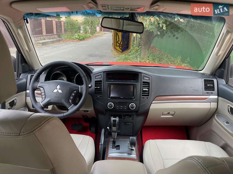 Внедорожник / Кроссовер Mitsubishi Pajero Wagon 2008 в Киеве