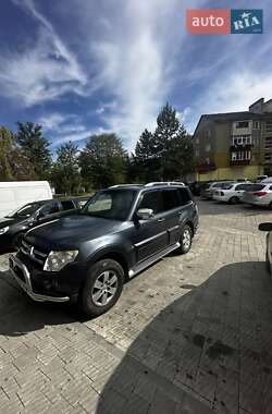 Внедорожник / Кроссовер Mitsubishi Pajero Wagon 2007 в Долине