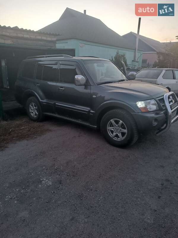 Внедорожник / Кроссовер Mitsubishi Pajero Wagon 2005 в Лозовой