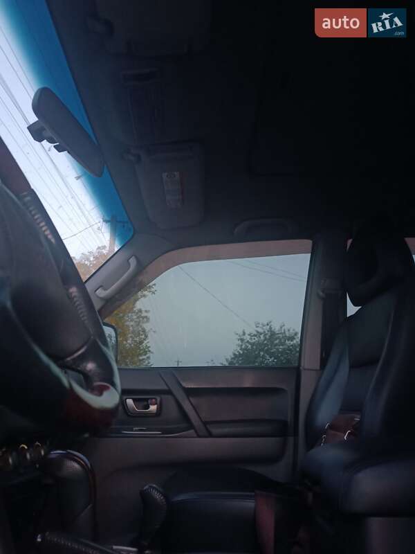 Внедорожник / Кроссовер Mitsubishi Pajero Wagon 2005 в Лозовой