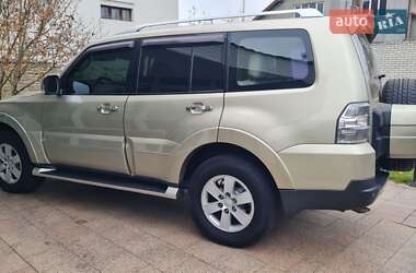 Внедорожник / Кроссовер Mitsubishi Pajero Wagon 2008 в Боярке