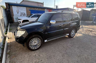 Внедорожник / Кроссовер Mitsubishi Pajero Wagon 2008 в 