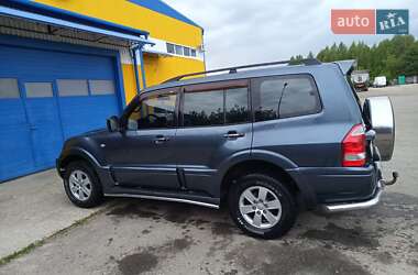 Позашляховик / Кросовер Mitsubishi Pajero Wagon 2006 в Києві