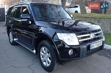 Внедорожник / Кроссовер Mitsubishi Pajero Wagon 2011 в Хмельницком