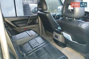 Внедорожник / Кроссовер Mitsubishi Pajero Wagon 2001 в 