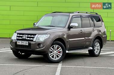 Внедорожник / Кроссовер Mitsubishi Pajero Wagon 2013 в Киеве