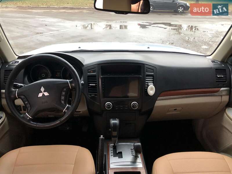 Позашляховик / Кросовер Mitsubishi Pajero Wagon 2006 в Києві