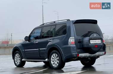 Позашляховик / Кросовер Mitsubishi Pajero Wagon 2010 в Києві