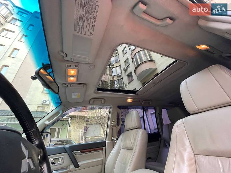 Позашляховик / Кросовер Mitsubishi Pajero Wagon 2008 в Києві фото 14 Позашляховик / Кросовер Mitsubishi Pajero Wagon 2008 в Києві