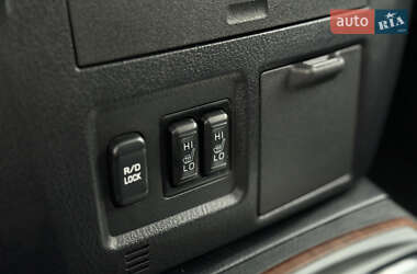 Внедорожник / Кроссовер Mitsubishi Pajero Wagon 2011 в 