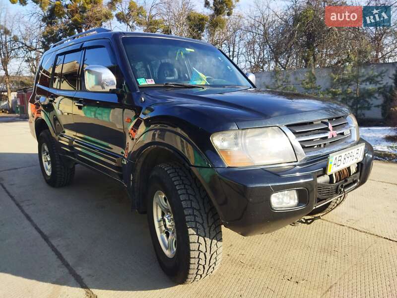 Внедорожник / Кроссовер Mitsubishi Pajero Wagon 2001 в 